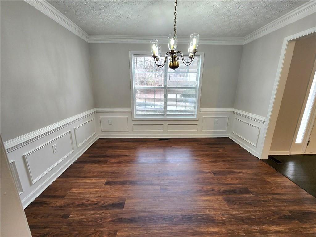 1645 Rushing River Way - Photo 3 of 37