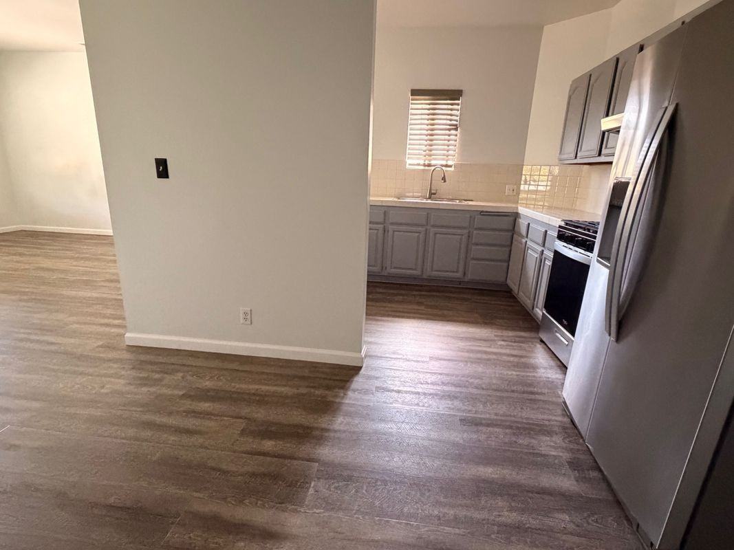 1635 E Washington Blvd - Photo 5 of 14
