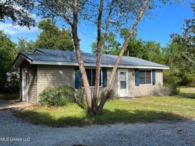 416 Jeff Davis Ave - Photo 1 of 1