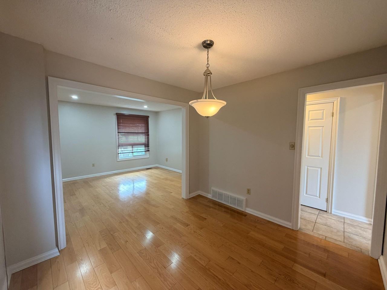 65 Hewitt Cres #MAIN - Photo 7 of 18