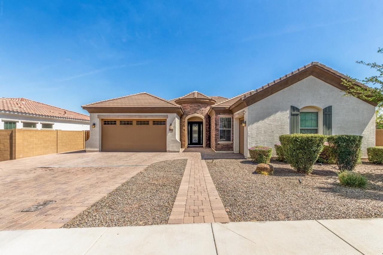 1342 E Milada Dr - Photo 2 of 24
