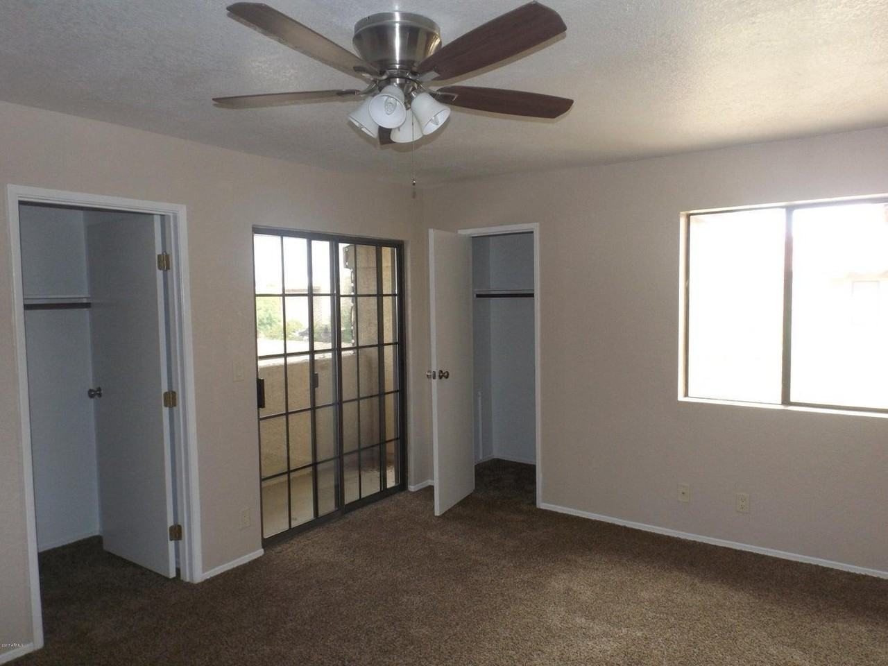 7770 N 20th Ave - Photo 4 of 16