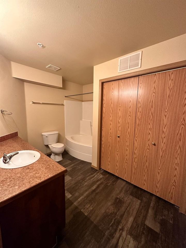 3032 W Brandywine Ln #11 - Photo 2 of 10