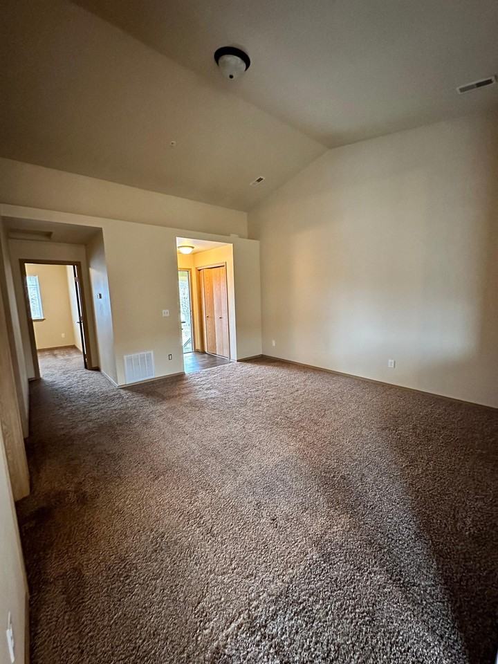 3032 W Brandywine Ln #11 - Photo 7 of 10