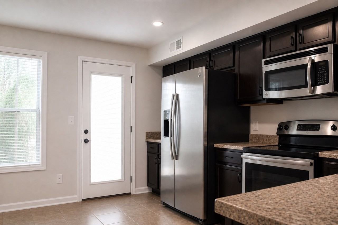 Sonoma Ridge Luxury Apartments - Photo 3 of 29