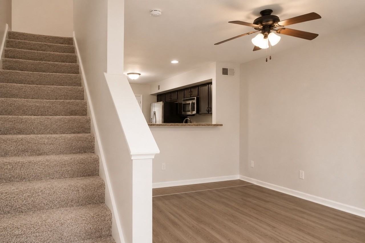 Sonoma Ridge Luxury Apartments - Photo 4 of 29