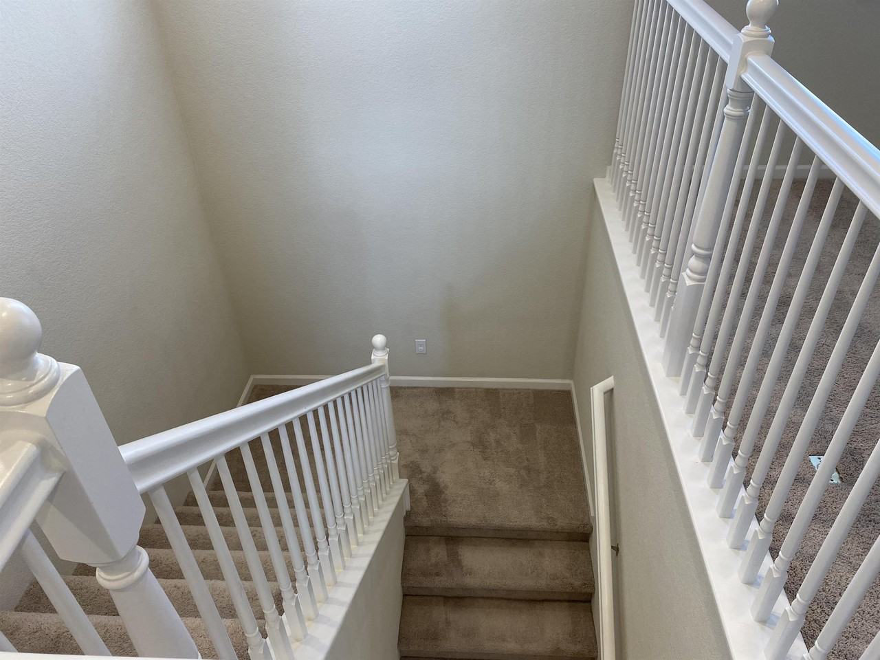 3925 Lookout Dr - Photo 2 of 50