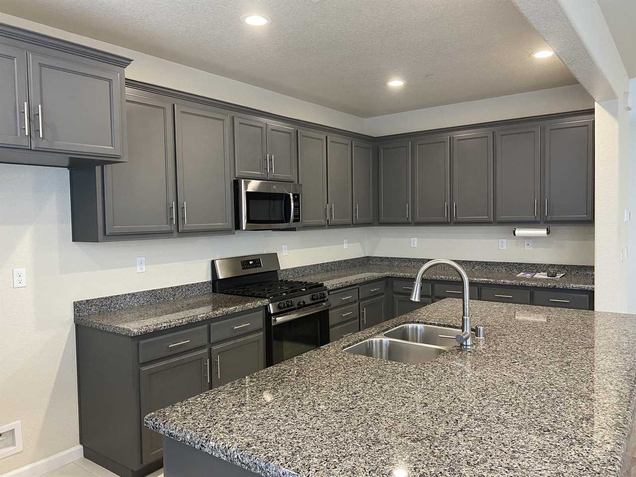 3925 Lookout Dr - Photo 6 of 50