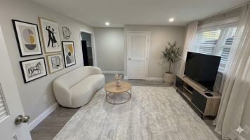 featured image of 8 Perry St