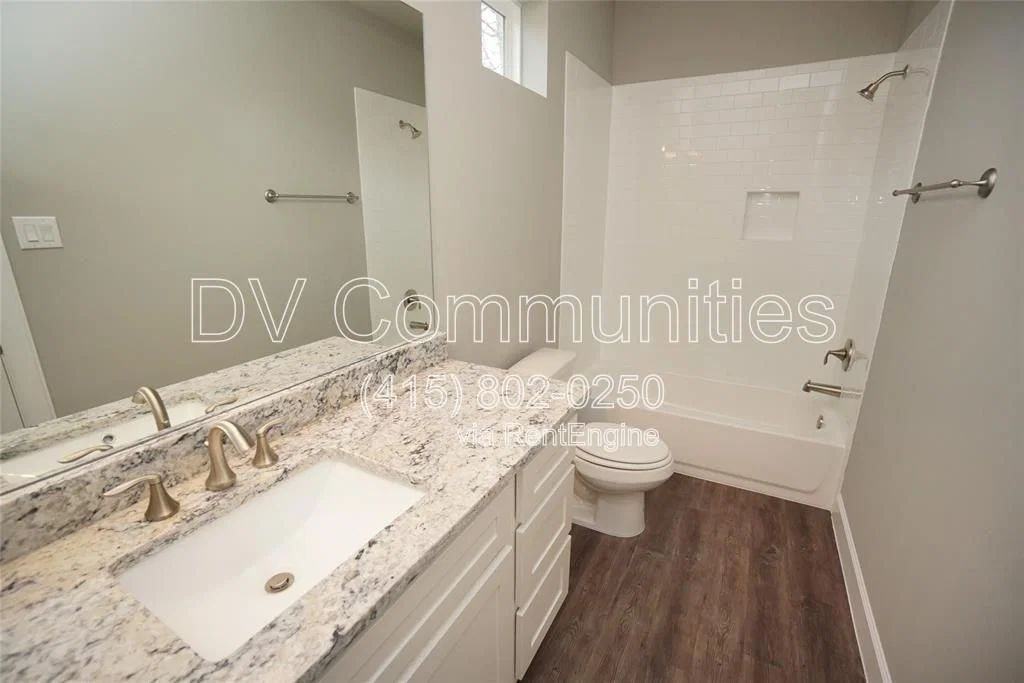 1202 3rd St - Photo 6 of 14