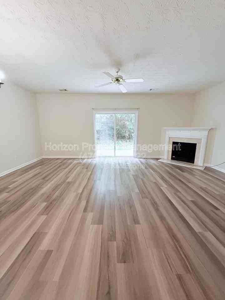 48 Pearl Chambers Ct - Photo 3 of 20