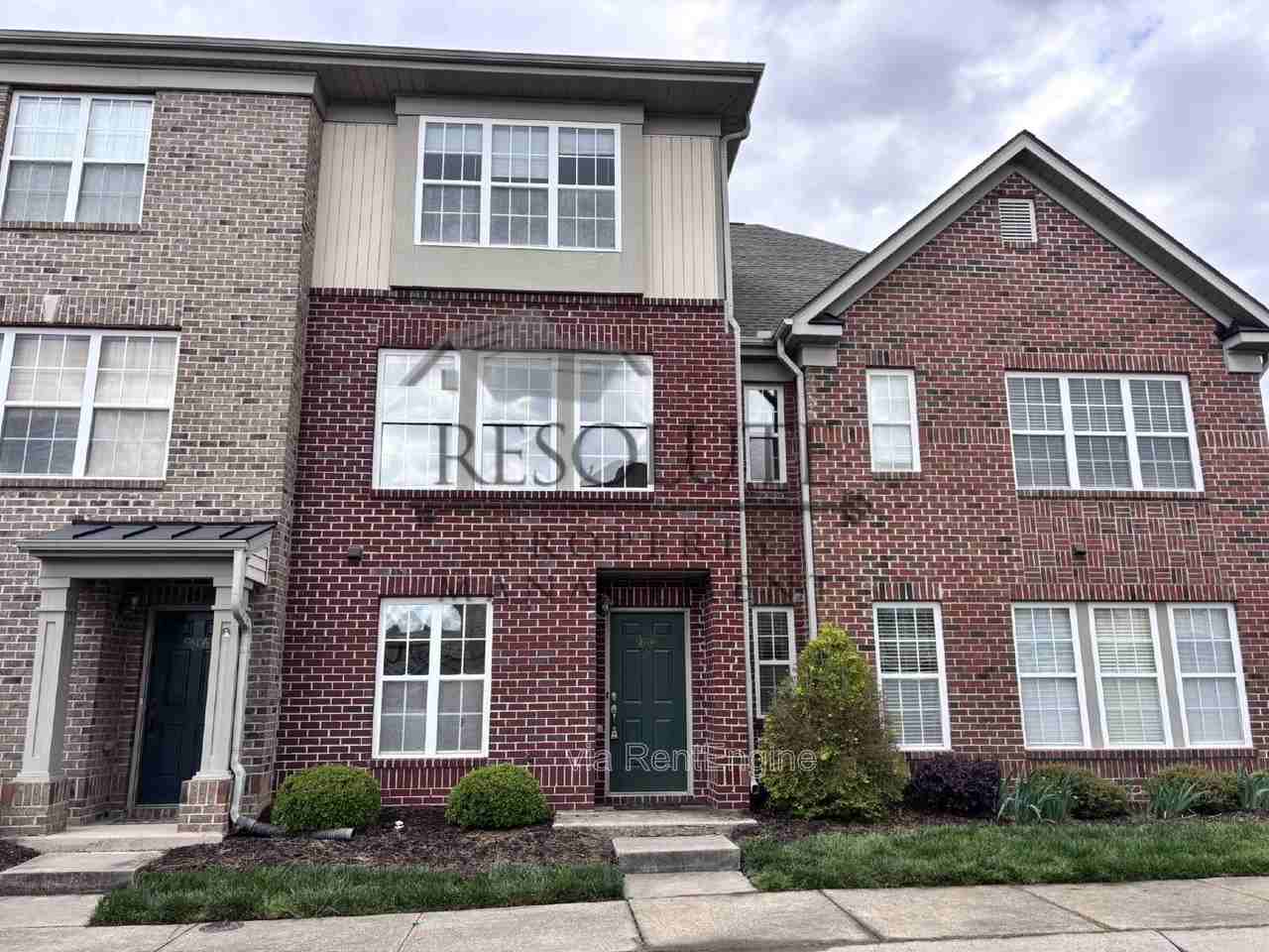 9804 Grettle Ct - Photo 2 of 13
