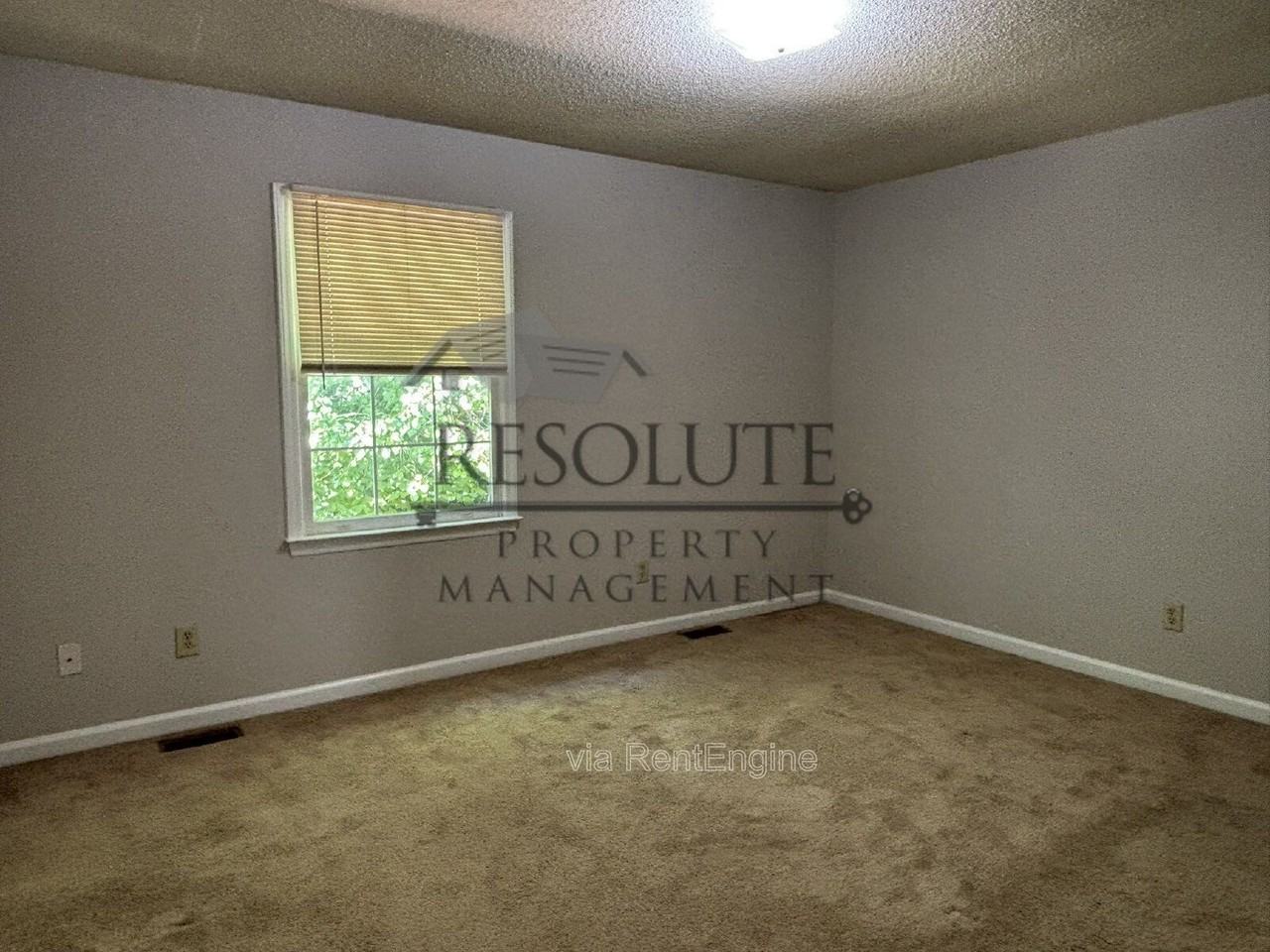 817 Dalewood Dr - Photo 7 of 7