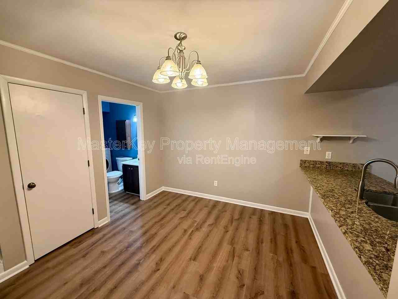 104 Finley Forest Dr - Photo 5 of 22