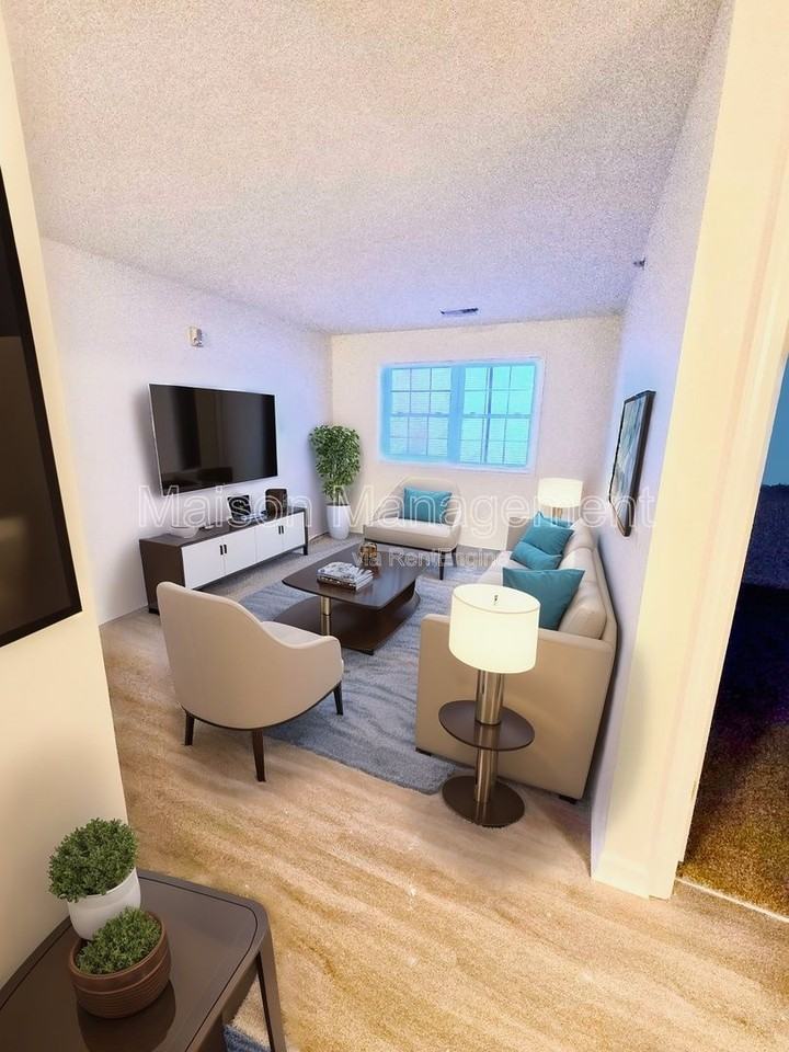 100 Green Tree Ln #222 - Photo 2 of 10