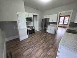 featured image of 39 Byron St