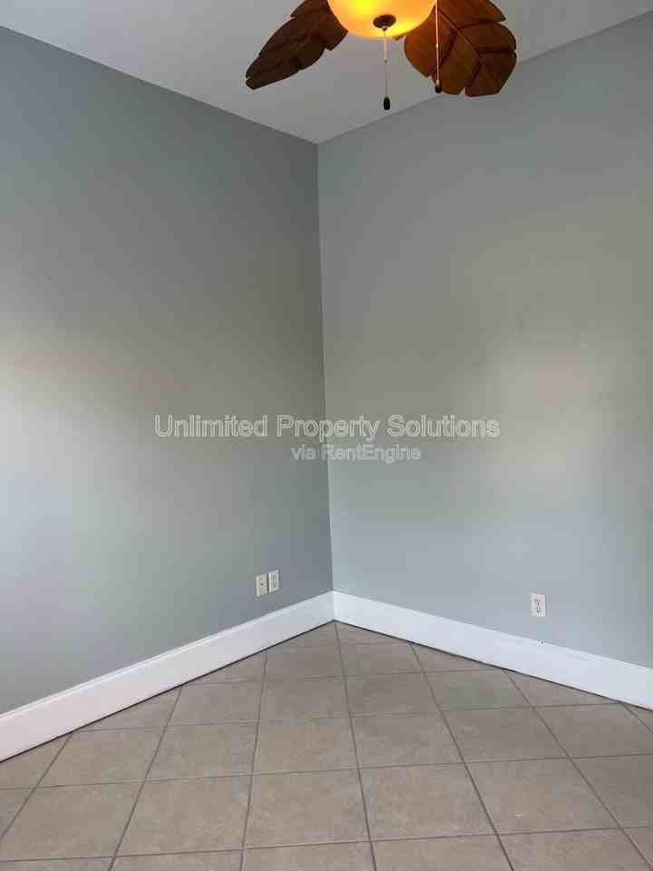 700 Ocean Blvd #1 - Photo 6 of 20