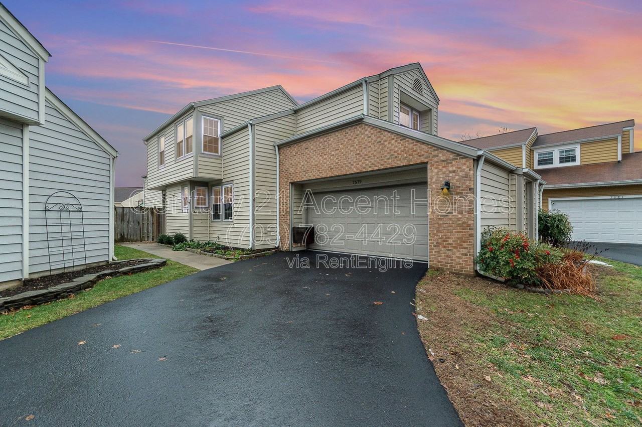 7579 Cross Gate Ln - Photo 2 of 38