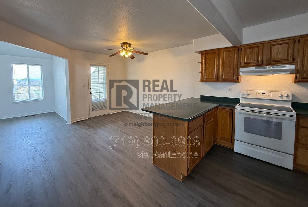 230 W Elbow Dr #228 - Photo 5 of 30