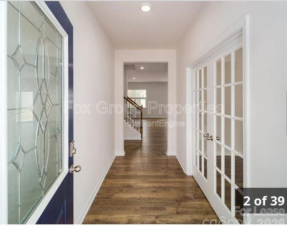 132 Scotsway Ct - Photo 6 of 35