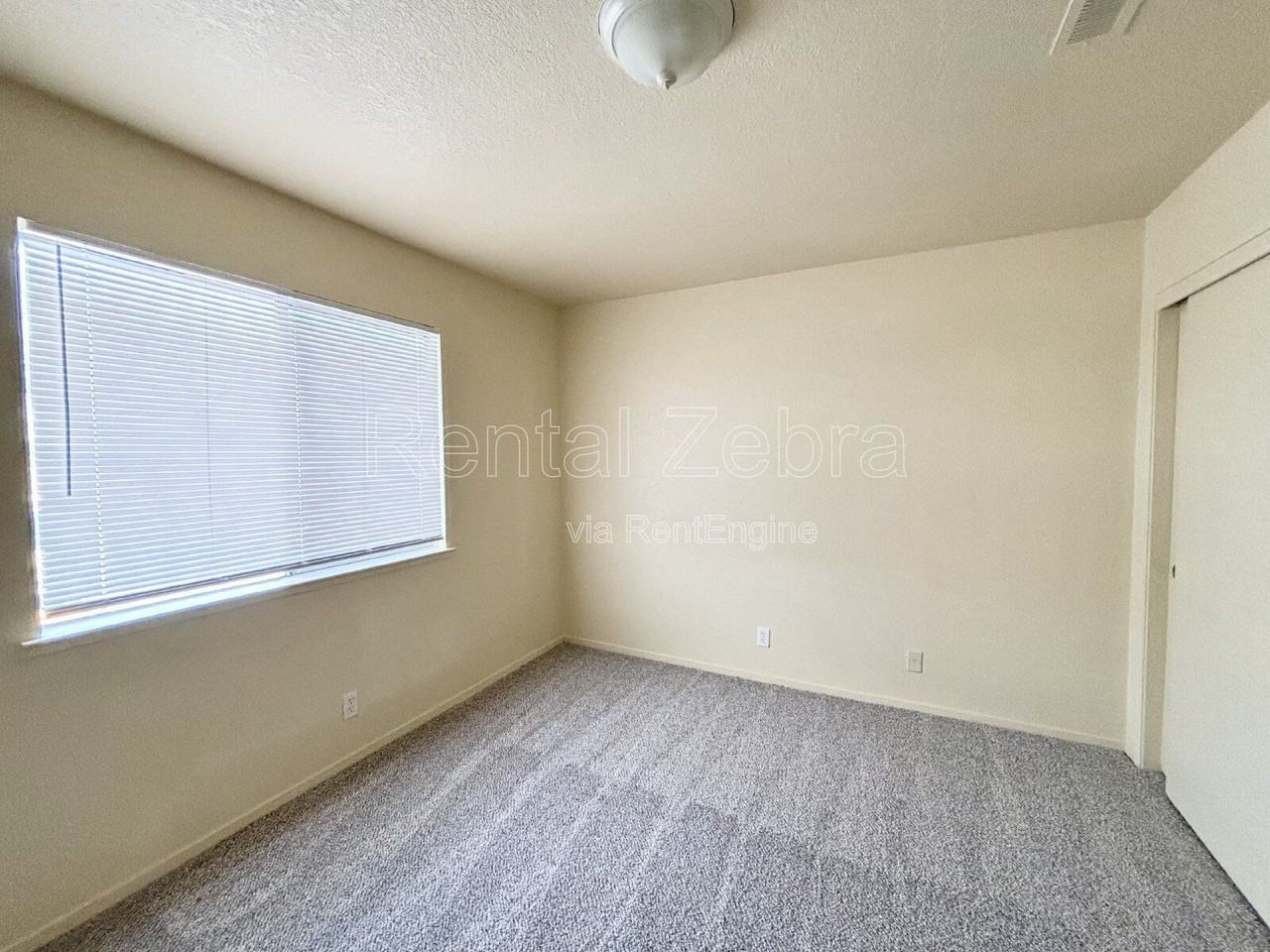 563 W 12th St #561 - Photo 7 of 11