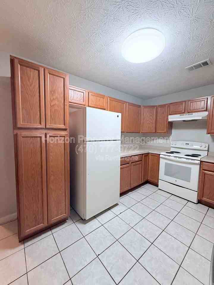 4003 Hidden Hollow Dr - Photo 7 of 23