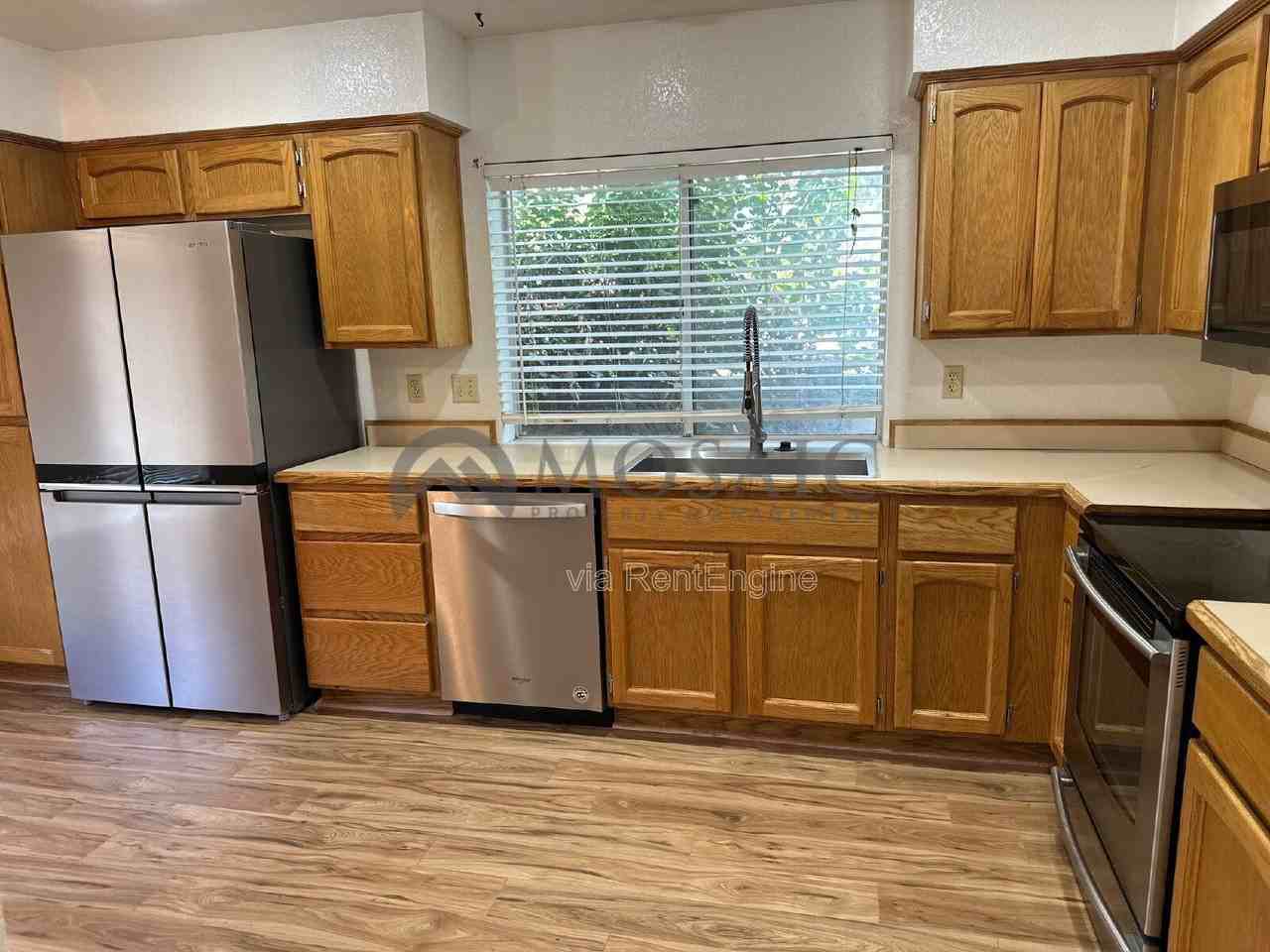 3933 W Rene Dr - Photo 2 of 40