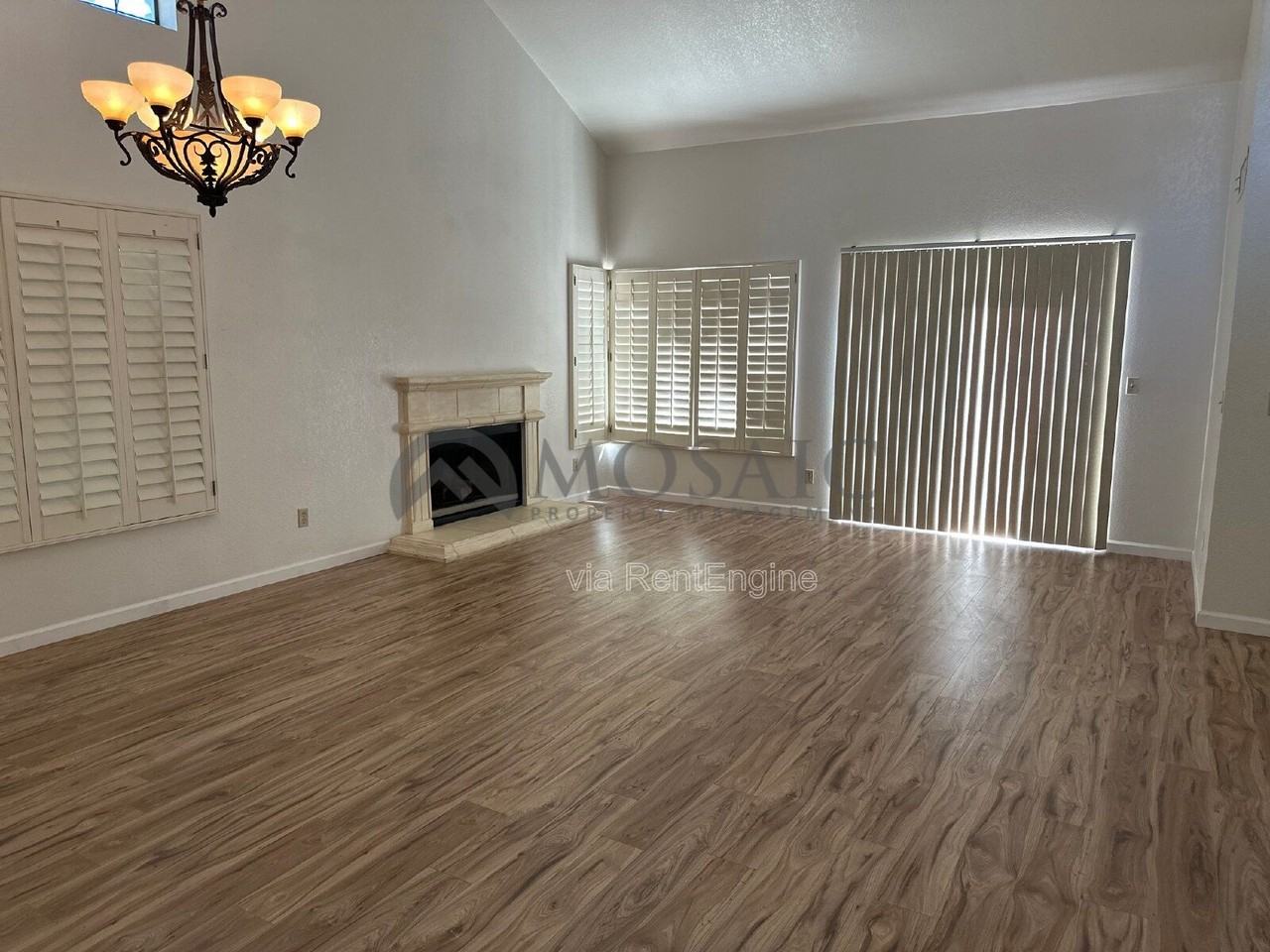 3933 W Rene Dr - Photo 5 of 40