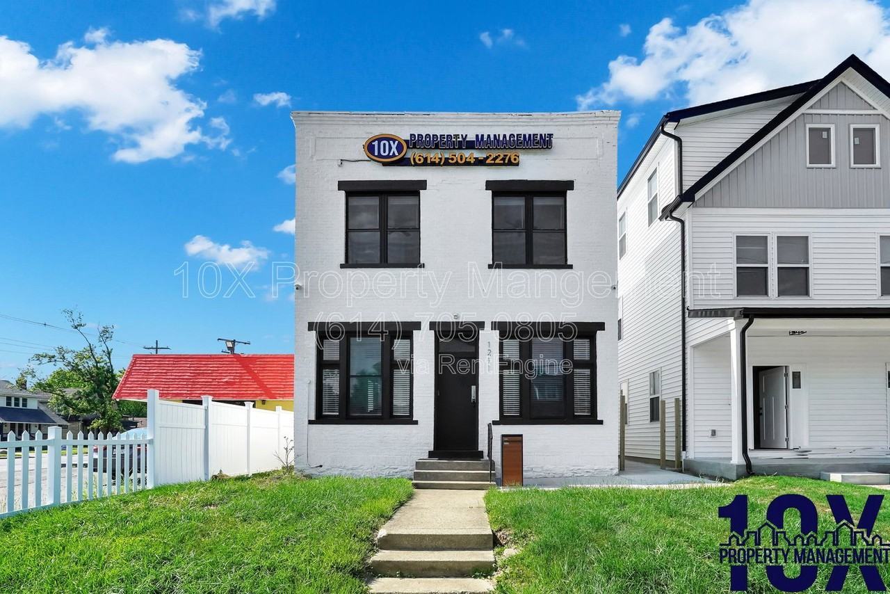 1213 E Whittier St - Photo 3 of 26