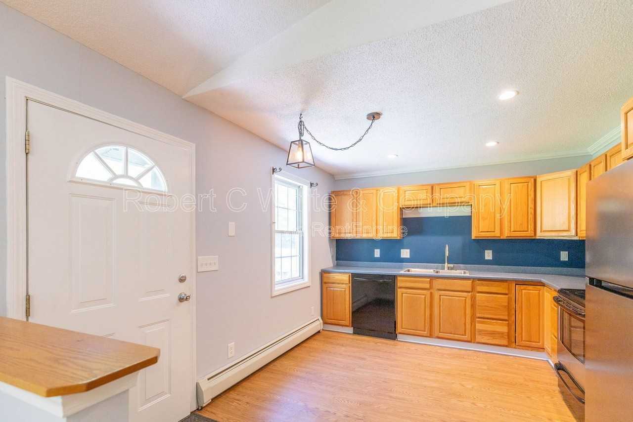 94 Quiet Woods Rd #A2 - Photo 7 of 21