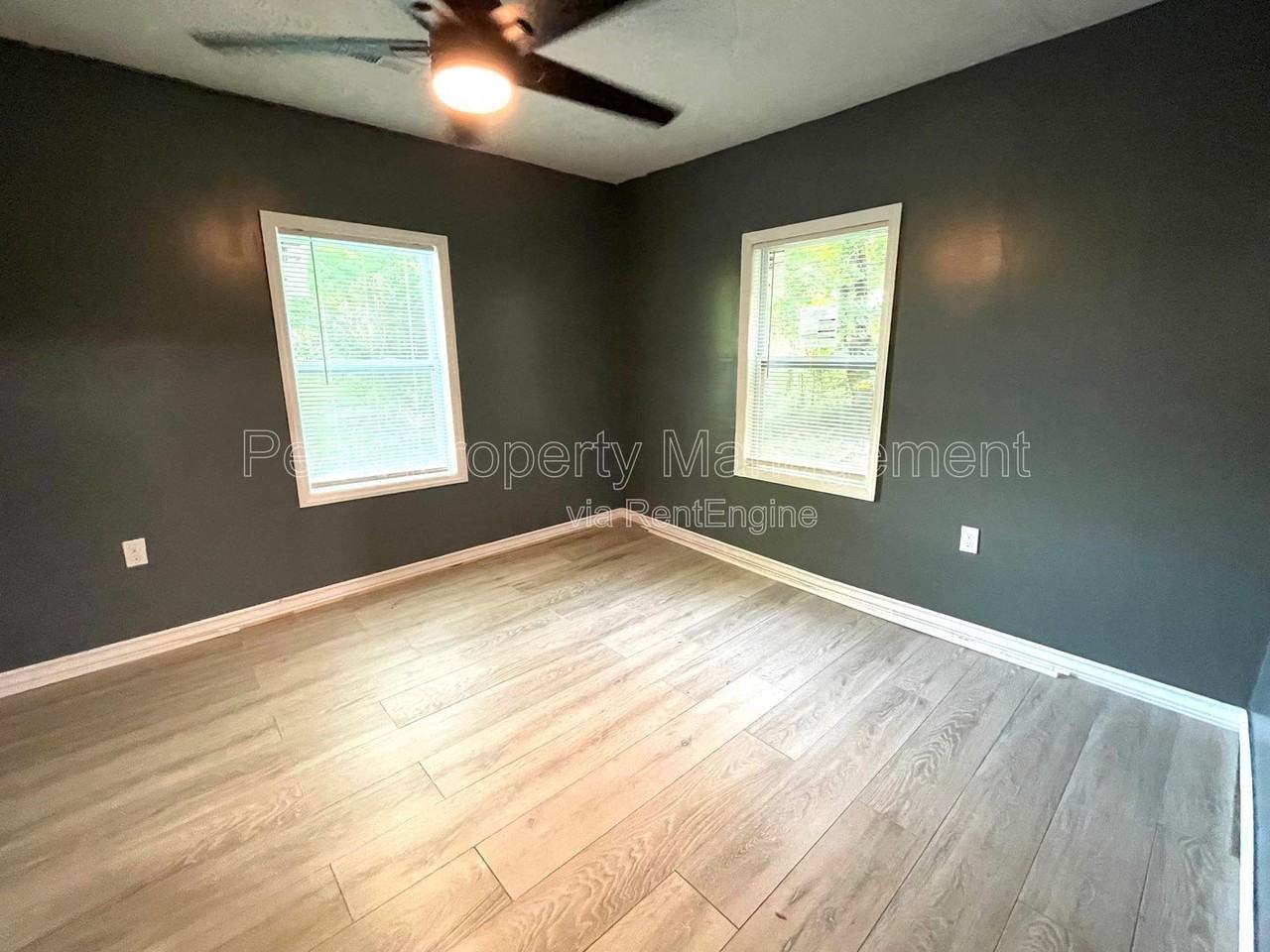 509 Stokes St - Photo 6 of 7