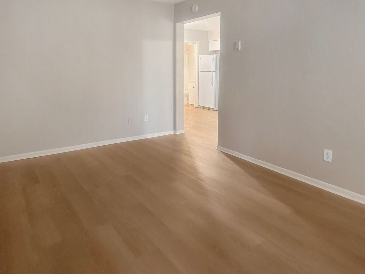 1605 Bacon Ave #12 - Photo 5 of 8