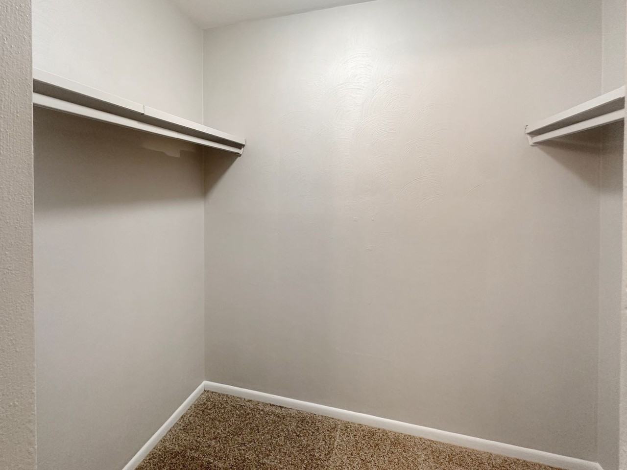 1605 Bacon Ave #12 - Photo 6 of 8