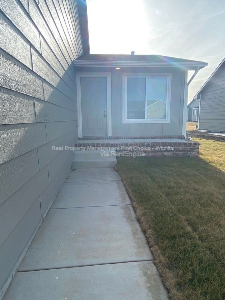 10607 E Kinkaid Ave - Photo 4 of 40