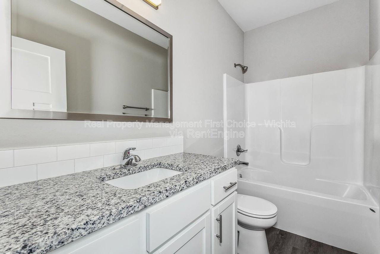 3413 W 45th St S - Photo 7 of 22