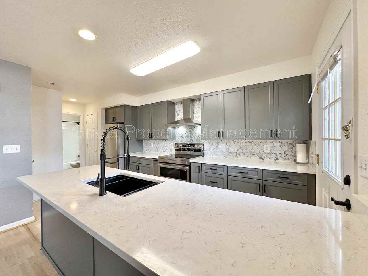 12232 Bannock Cir #D - Photo 6 of 20