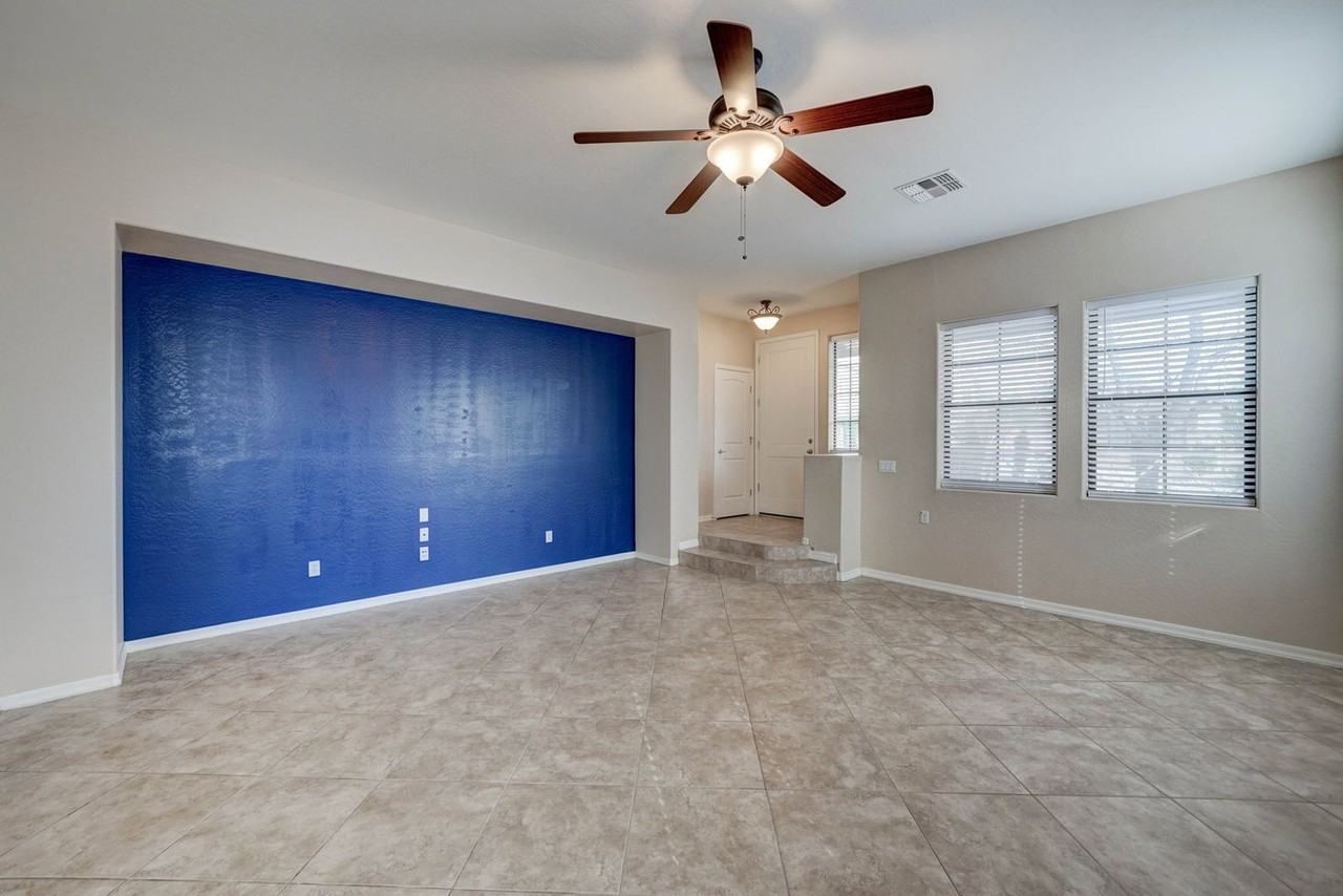 1483 W Homestead Ct - Photo 6 of 35