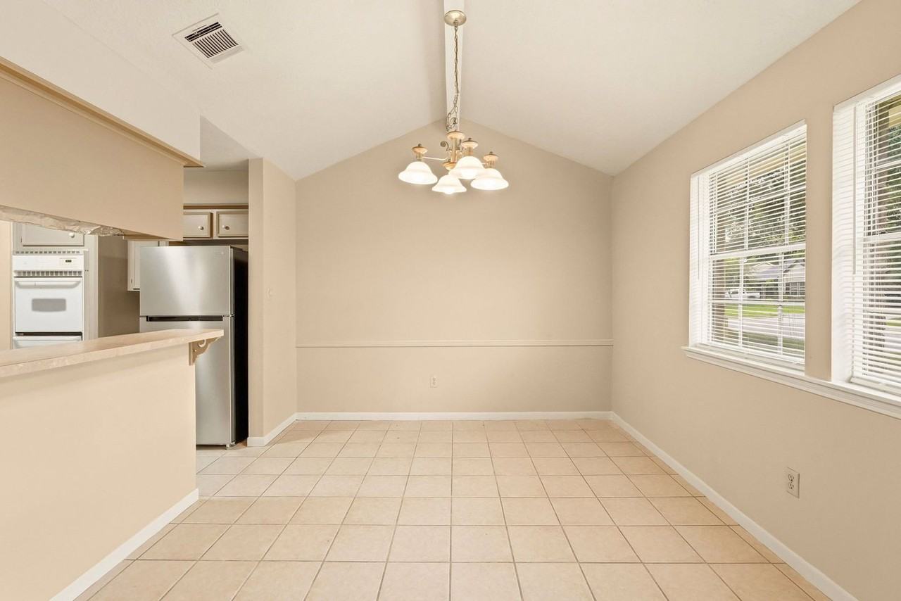 823 Red Rock Canyon Dr - Photo 4 of 24