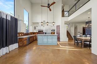304 S Wilson St - Photo 1 of 1