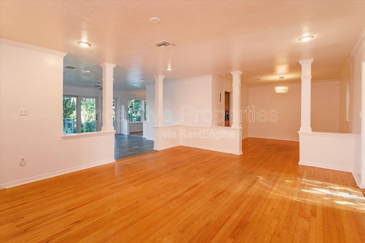 2916 Westchester Ave - Photo 6 of 16