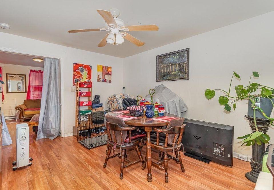 529 Manor St - Photo 6 of 13