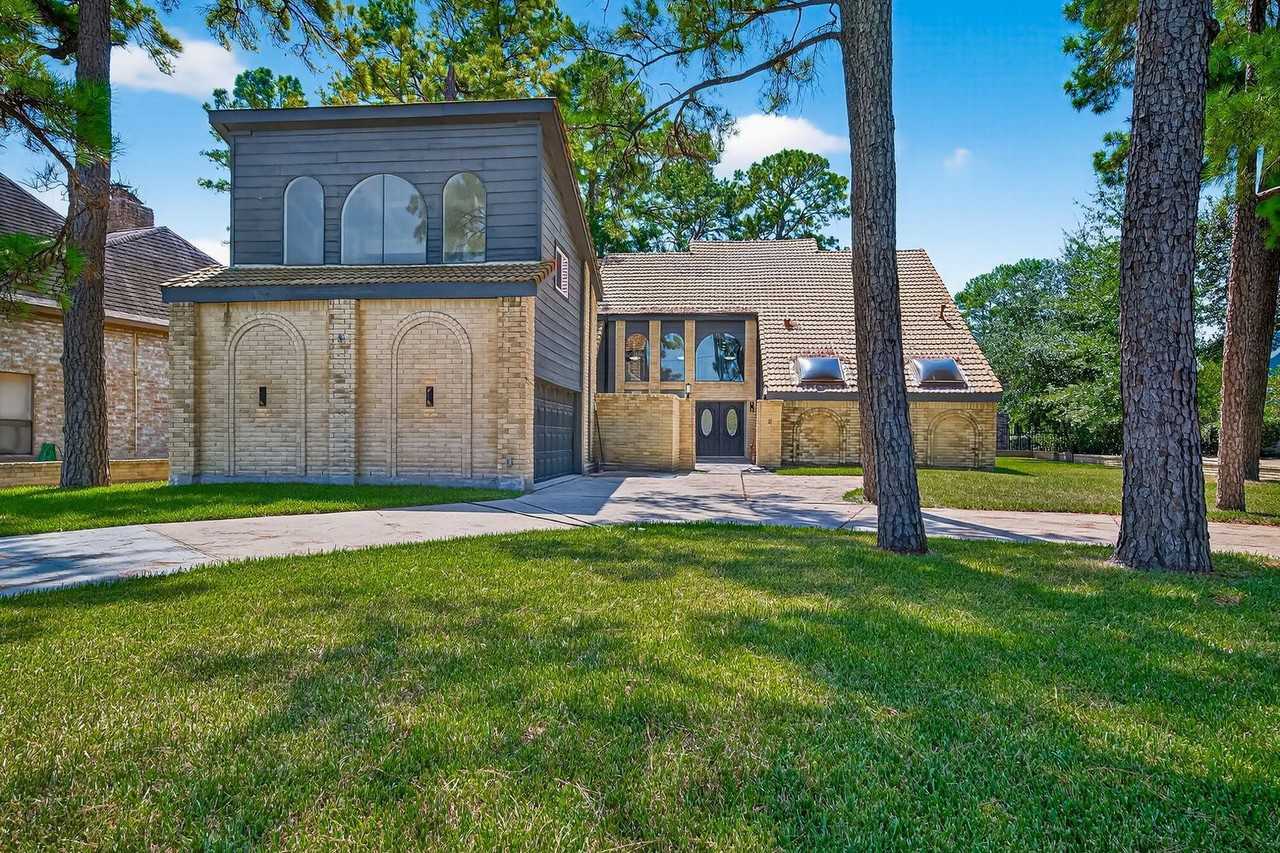 5815 Green Terrace Ln - Photo 4 of 50