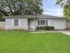 1521 W Blum St - Photo 1 of 1