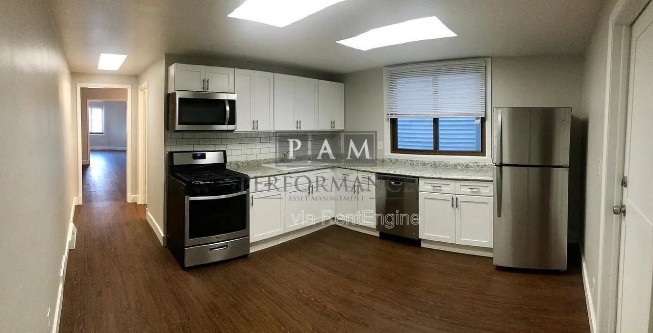 313 E Lincoln Ave - Photo 5 of 18