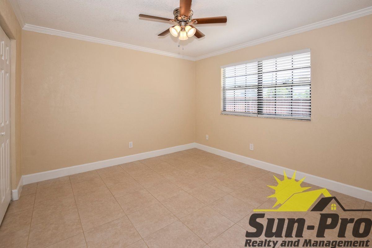 524 Taylor Rd - Photo 7 of 8