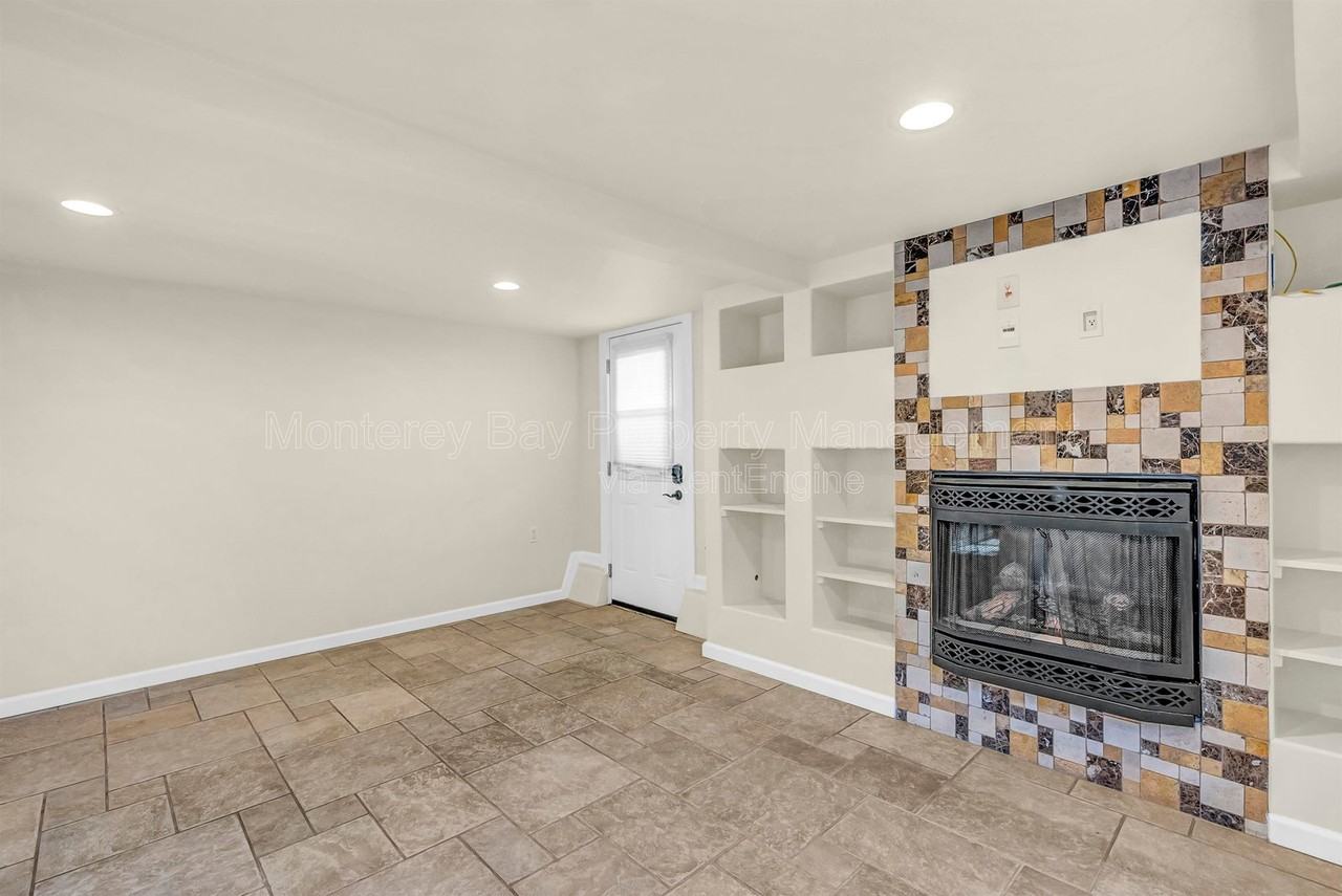 671 Mermaid Ave #1 - Photo 3 of 12
