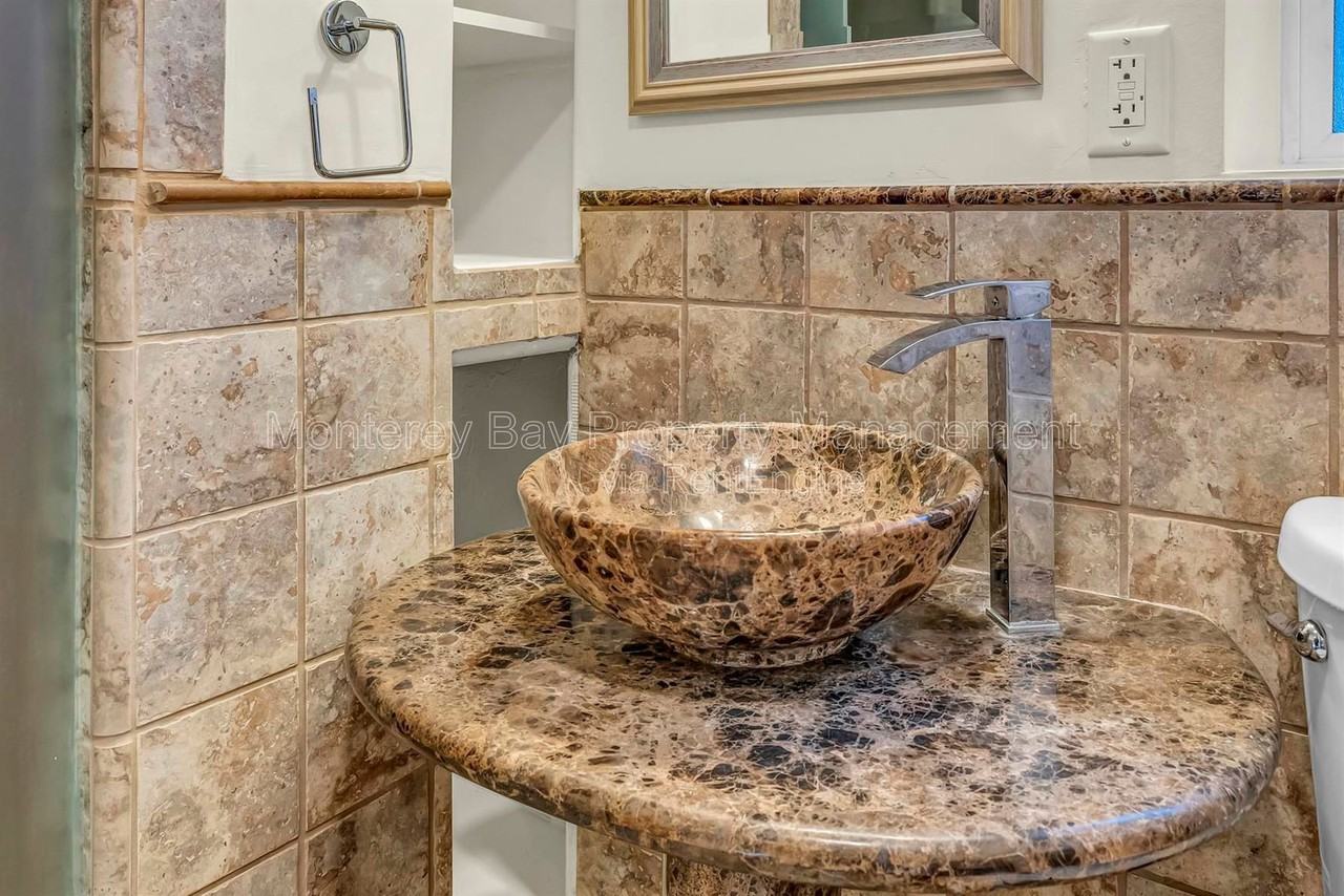 671 Mermaid Ave #1 - Photo 6 of 12