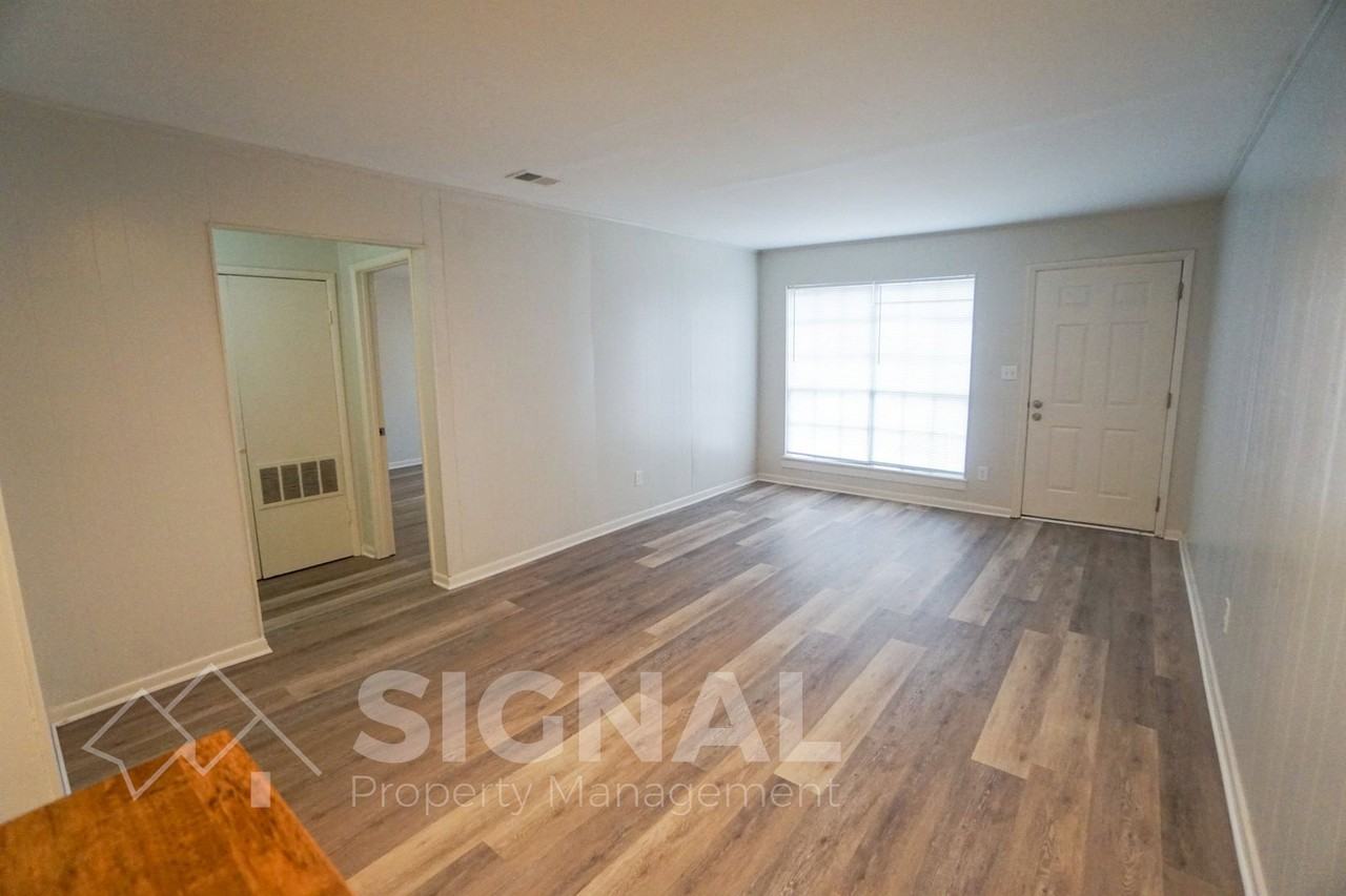 1305 16th St N #1305D - Photo 4 of 13