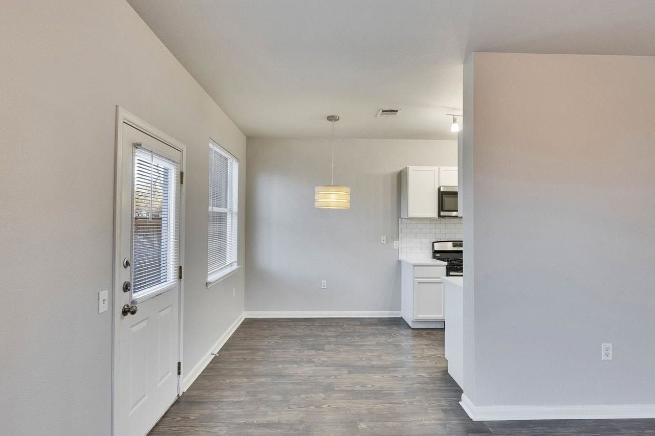 3201 Jack Cook Dr #A - Photo 5 of 29
