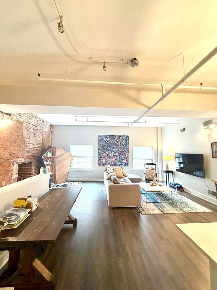 231 N Shippen St #224 - Photo 2 of 17